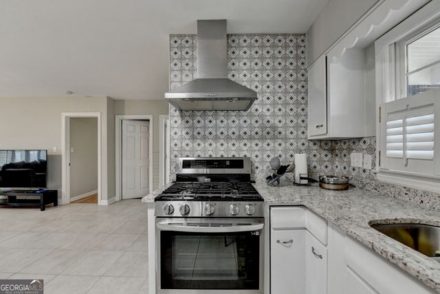 8 Highland Lane, Cartersville, GA 30120