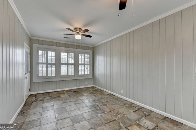 8 Highland Lane, Cartersville, GA 30120