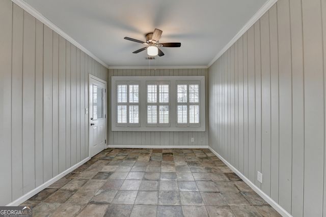 8 Highland Lane, Cartersville, GA 30120