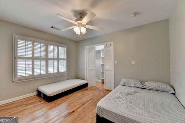 8 Highland Lane, Cartersville, GA 30120