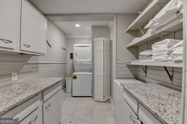 8 Highland Lane, Cartersville, GA 30120