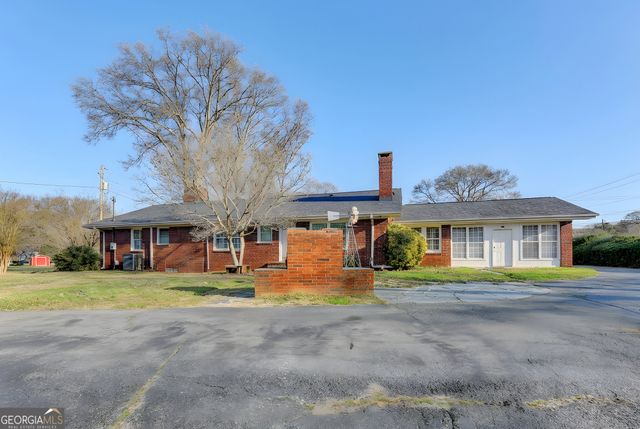 8 Highland Lane, Cartersville, GA 30120