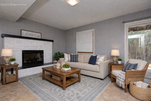 19 Golden Drive, Kimberling City, MO 65686