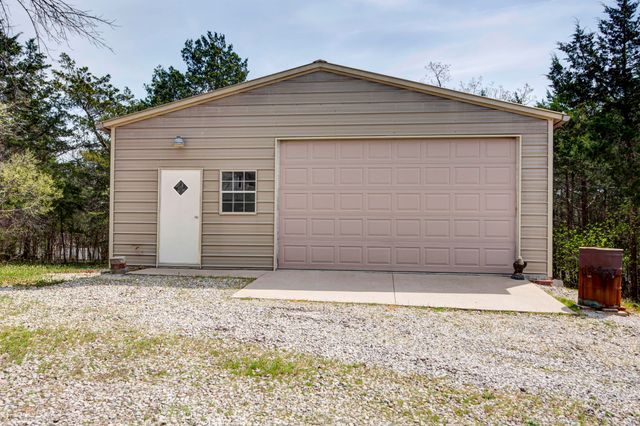 19 Golden Drive, Kimberling City, MO 65686
