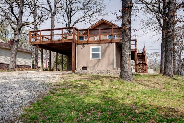 19 Golden Drive, Kimberling City, MO 65686