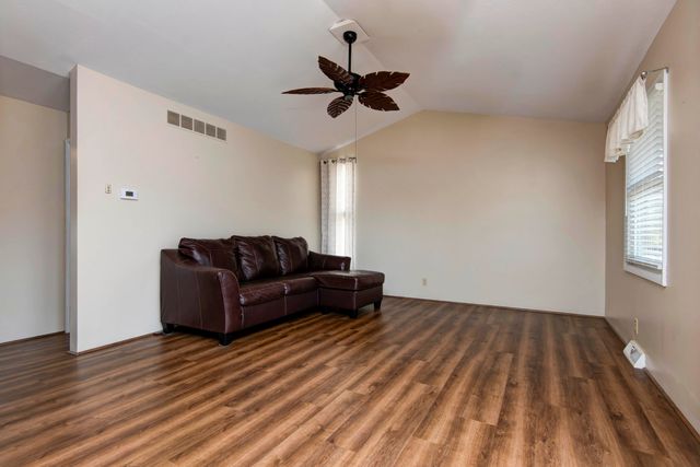 19 Golden Drive, Kimberling City, MO 65686