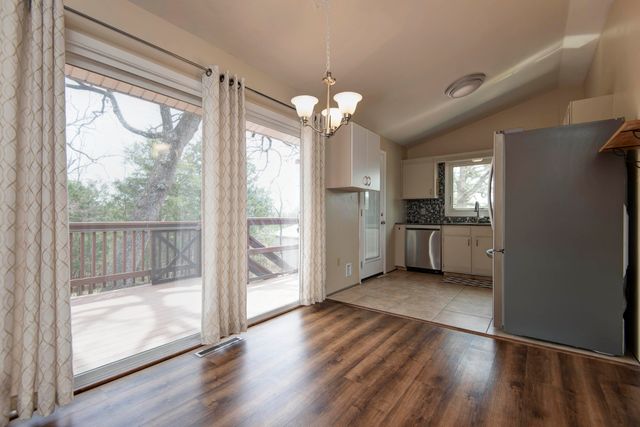 19 Golden Drive, Kimberling City, MO 65686