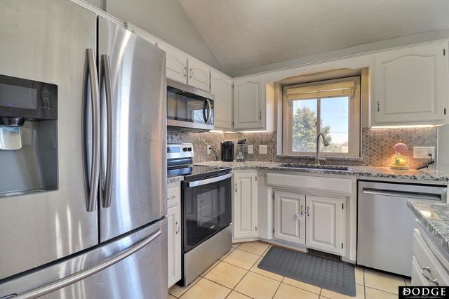 908 Sheridan Street, Fremont, NE 68025