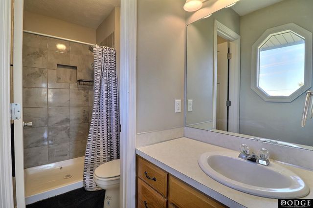 908 Sheridan Street, Fremont, NE 68025