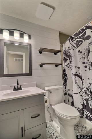 908 Sheridan Street, Fremont, NE 68025