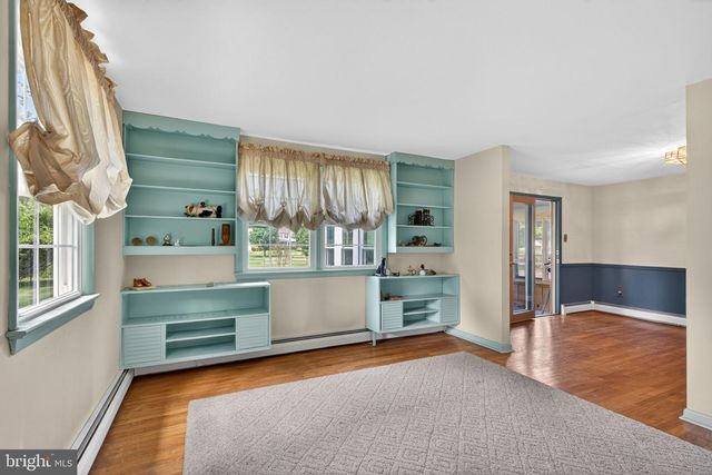 324 WRIGHTS RD, Newtown, PA 18940