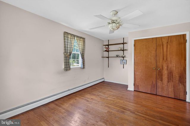 324 WRIGHTS RD, Newtown, PA 18940