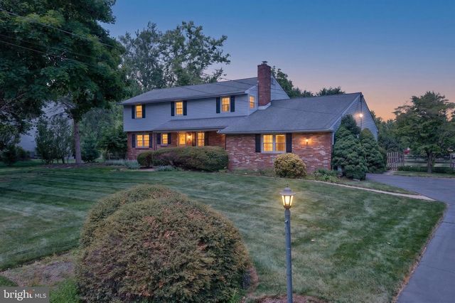 324 WRIGHTS RD, Newtown, PA 18940