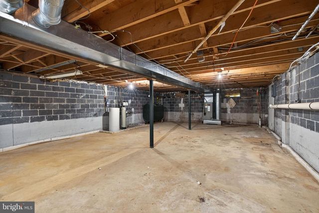 324 WRIGHTS RD, Newtown, PA 18940