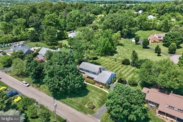 324 WRIGHTS RD, Newtown, PA 18940