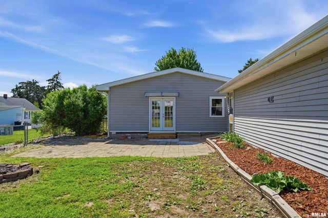 310 S BELLEVUE Avenue, Peoria, IL 61604