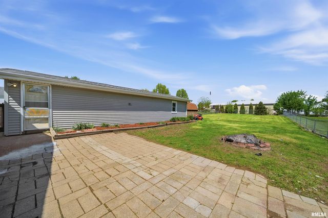 310 S BELLEVUE Avenue, Peoria, IL 61604
