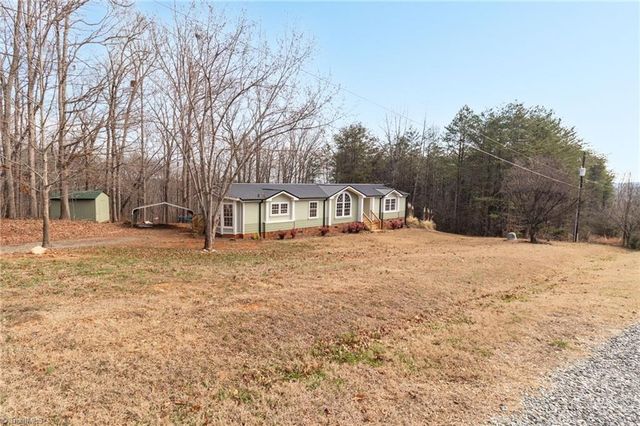 1085 Brookview Lane, Germanton, NC 27019