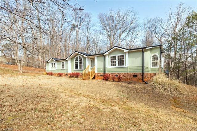 1085 Brookview Lane, Germanton, NC 27019