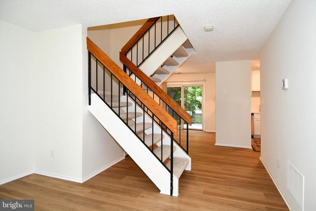 2231 CARTWRIGHT PL, Reston, VA 20191