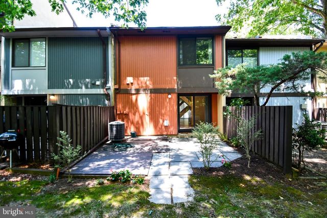 2231 CARTWRIGHT PL, Reston, VA 20191