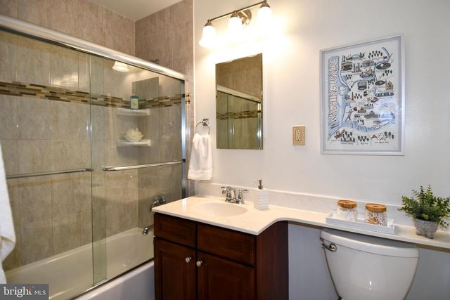 2231 CARTWRIGHT PL, Reston, VA 20191