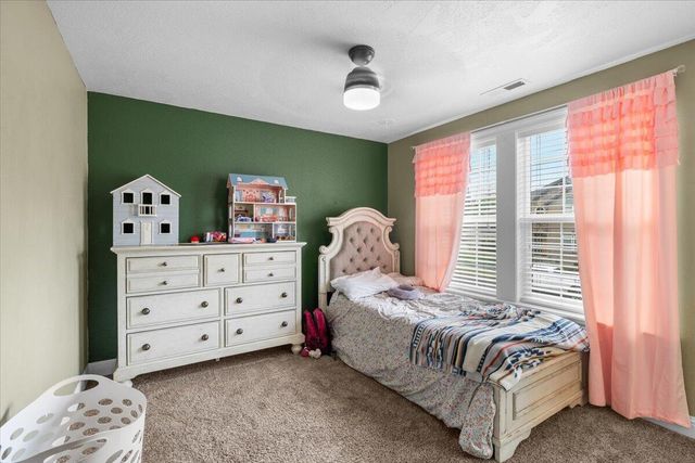 4549 Wolf Run Drive, Medford, OR 97504