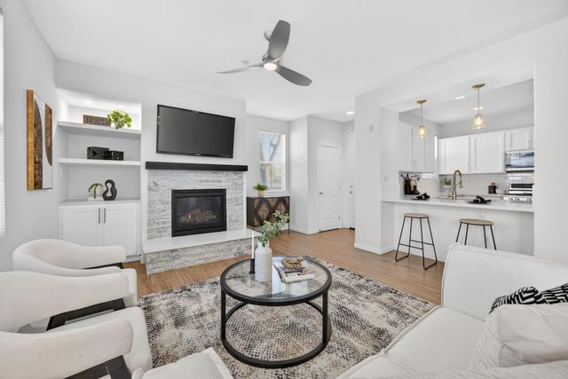 4901 Esplanade Cir, Folsom, CA 95630