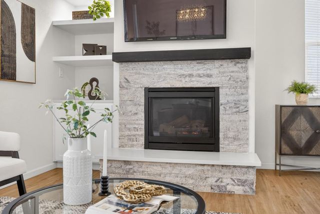 4901 Esplanade Cir, Folsom, CA 95630