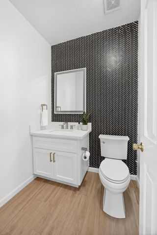 4901 Esplanade Cir, Folsom, CA 95630