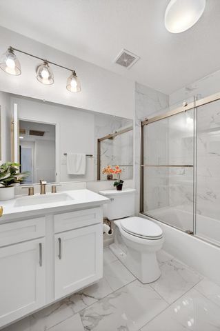 4901 Esplanade Cir, Folsom, CA 95630