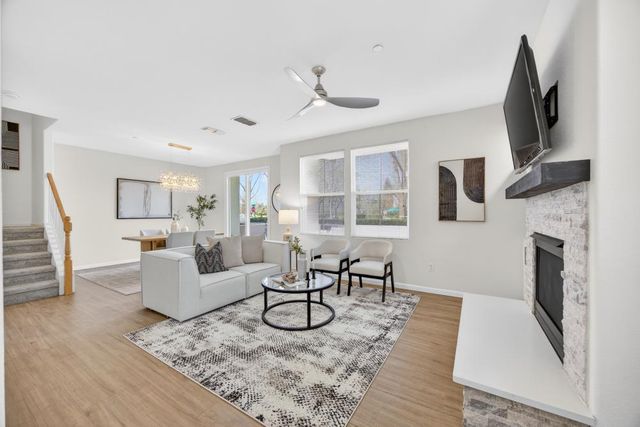 4901 Esplanade Cir, Folsom, CA 95630