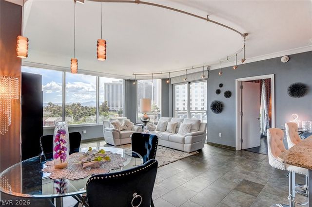 322 Karen Avenue 401, Las Vegas, NV 89109