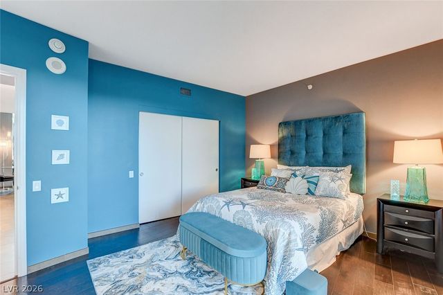 322 Karen Avenue 401, Las Vegas, NV 89109