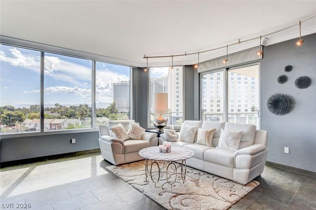 322 Karen Avenue 401, Las Vegas, NV 89109