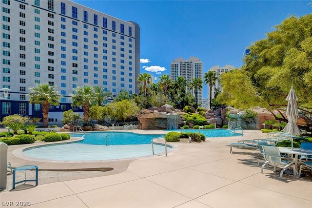 322 Karen Avenue 401, Las Vegas, NV 89109