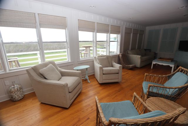 3478 Highway 1, Grand Isle, LA 70358