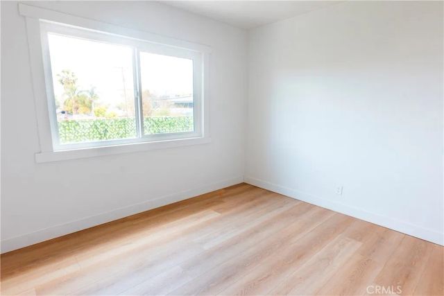 780 E Walton, Signal Hill, CA 90755