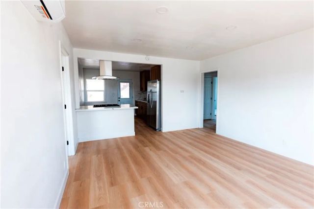 780 E Walton, Signal Hill, CA 90755