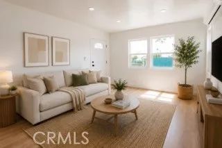780 E Walton, Signal Hill, CA 90755