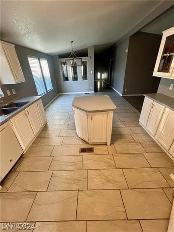 60 West Country Place Road, Pahrump, NV 89060