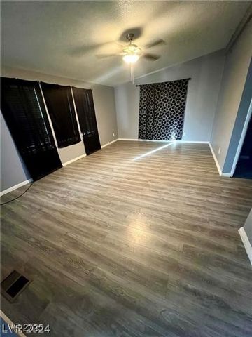 60 West Country Place Road, Pahrump, NV 89060