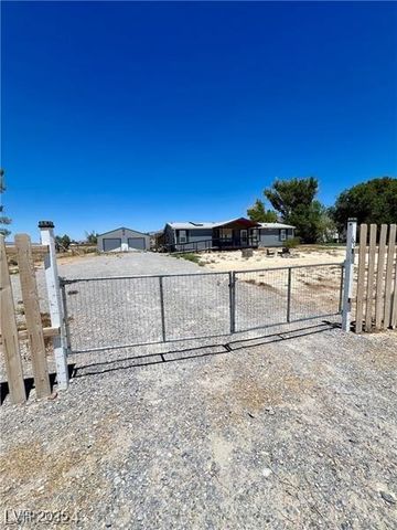 60 West Country Place Road, Pahrump, NV 89060