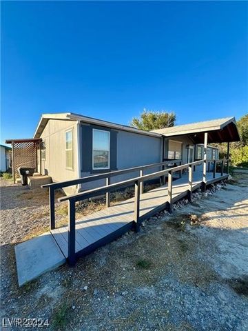 60 West Country Place Road, Pahrump, NV 89060
