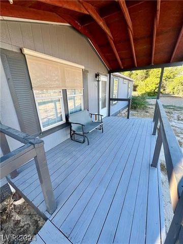 60 West Country Place Road, Pahrump, NV 89060