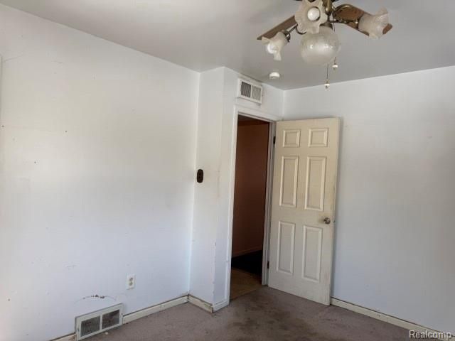 151 W Sheffield Avenue, Pontiac, MI 48340