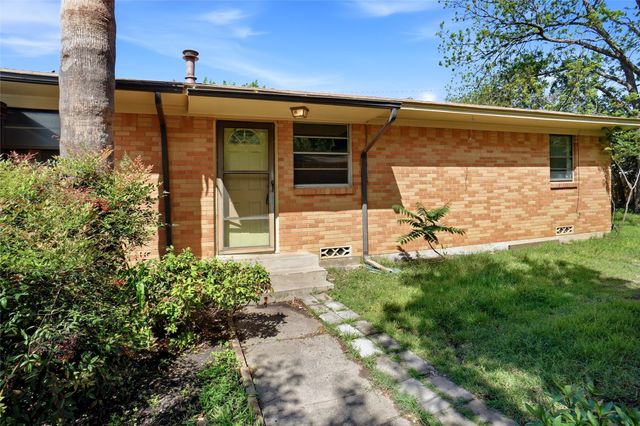900 Emery Street, Denton, TX 76201