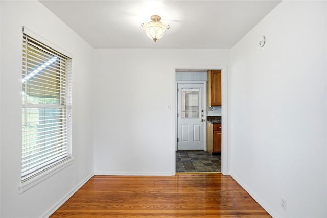 900 Emery Street, Denton, TX 76201