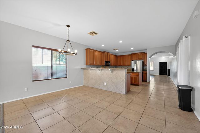 939 E SOURWOOD Drive, Gilbert, AZ 85298