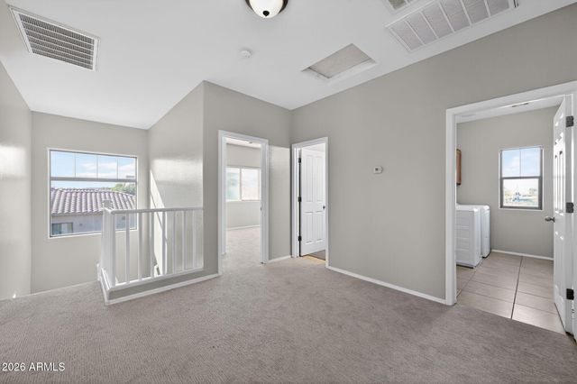 939 E SOURWOOD Drive, Gilbert, AZ 85298